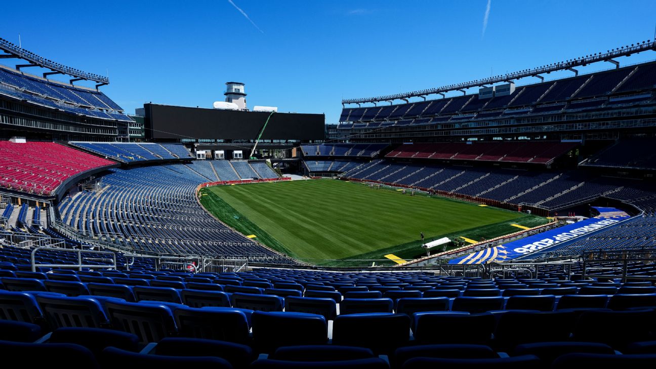 NFL球场变身世界杯草皮：11座美式足球场改造全览